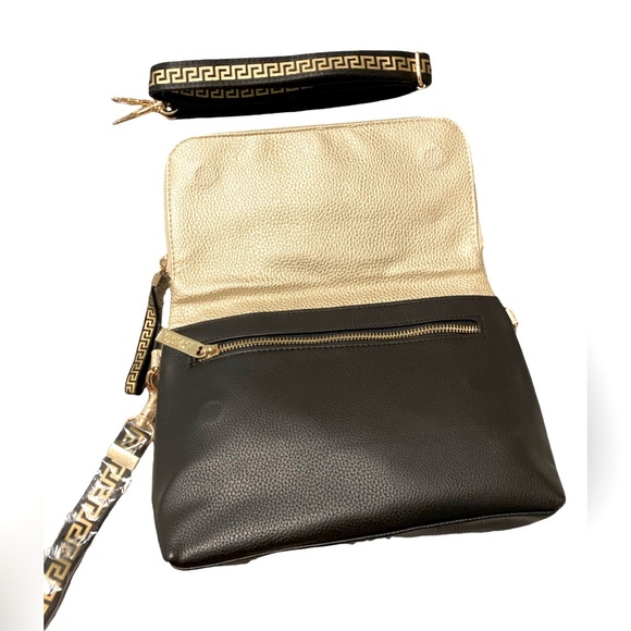 Versace Crossbody, Bag Black, Leather Color block Pattern - Picture 2 of 5